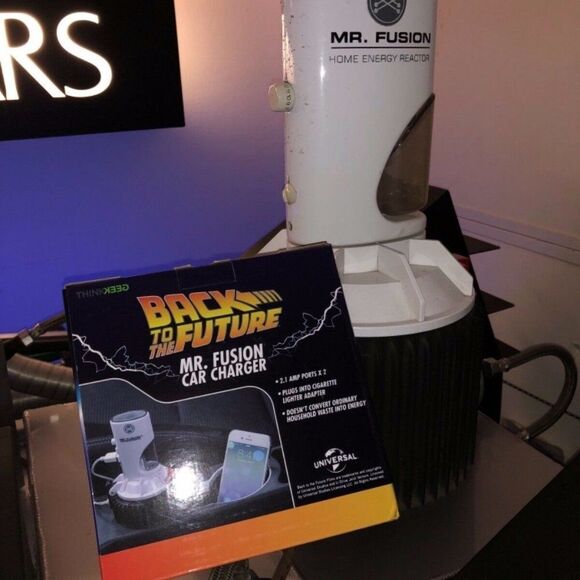 Back to the Future Mr. Fusion Car Charger USB New in Box ASAP Shipping! - Picture 7 of 8